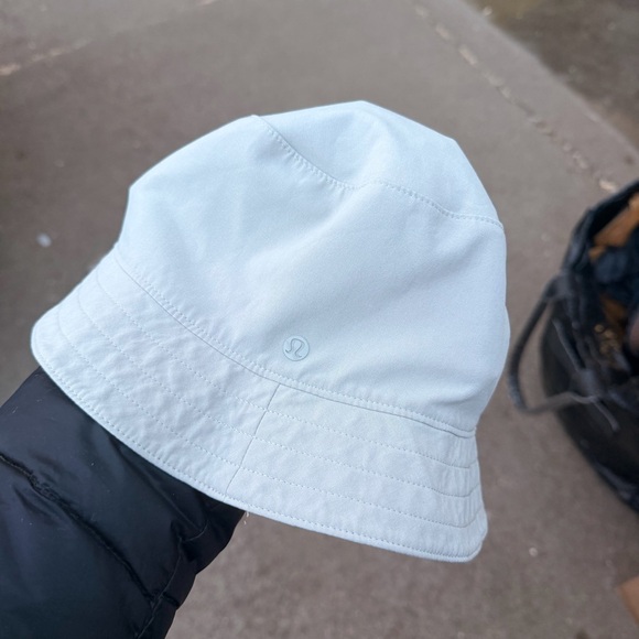 lululemon athletica Accessories - Lululemon Athletica reversible Bucket Hat